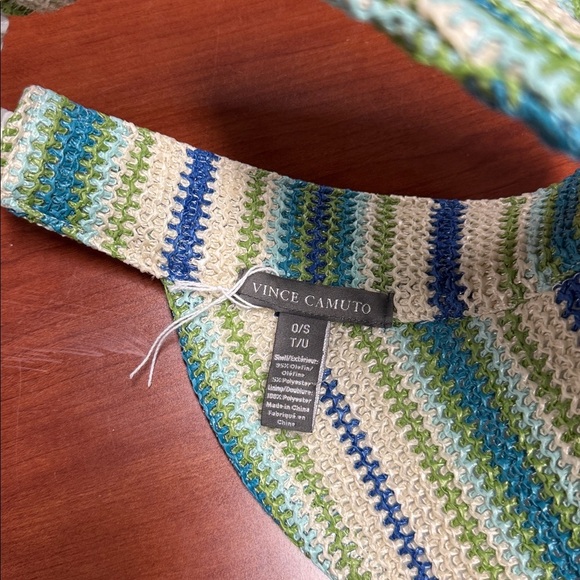 Vince Camuto visor // 112134